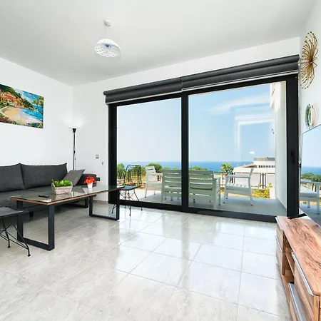 Idyll Holiday Homes Kyrenia  Exterior photo
